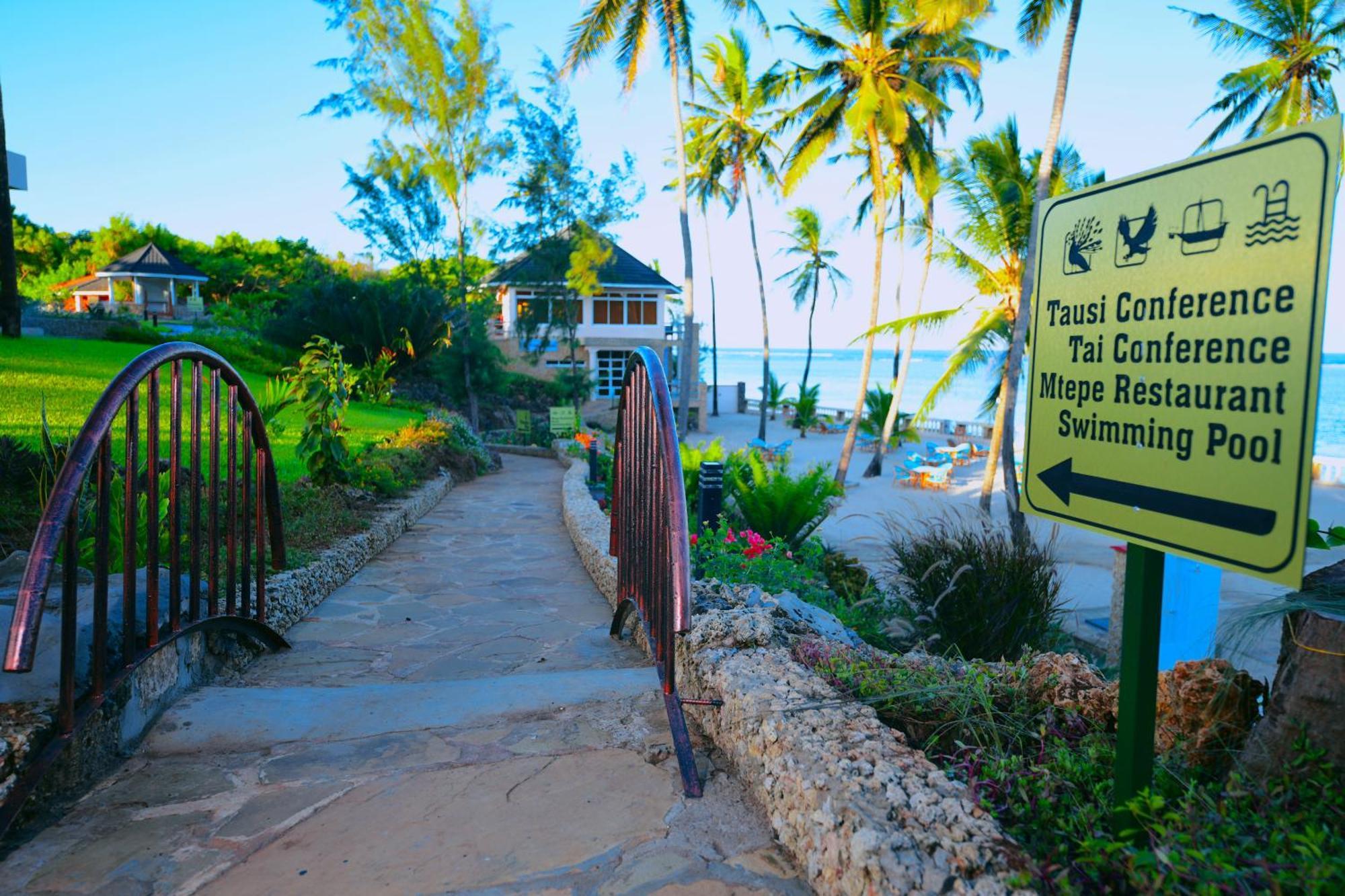 Vipingo Beach Resort Tezo Exteriér fotografie